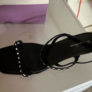 Carriage Court | Black thin strap open heel/toe with sparkle design beads.